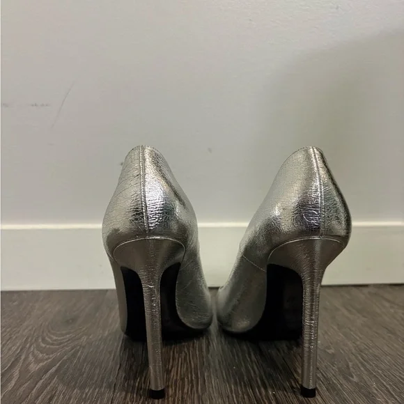 Saint Laurent silver leather pointed pumps, 4” heel, size 7, VG condition - Picture 3 of 6